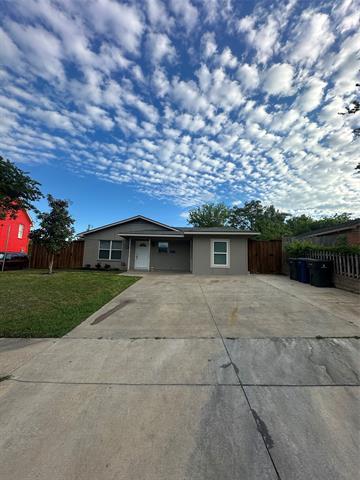 Photo - 1130 Richard Dr