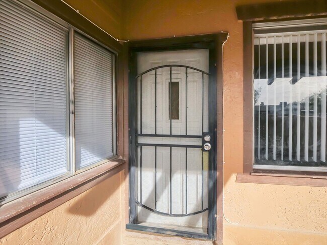 Photo - cozy townhome 2 bd 1 bth