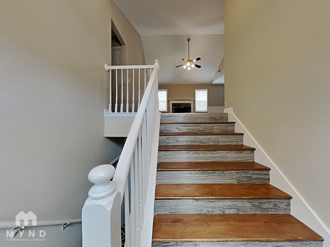Photo - 205 Ivy Ct