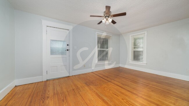 Photo - 1215 W Colorado Ave