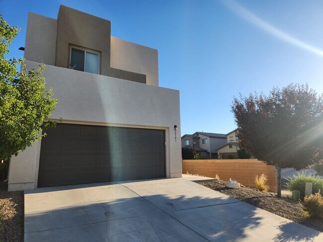 Photo - Amazing 3 bedroom on Westside! Coors/Ladera. Close to Petroglyphs, I-40.