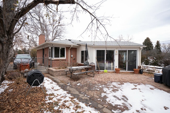 Photo - 180 Estes St