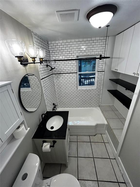 Photo - 4303 N 10th St