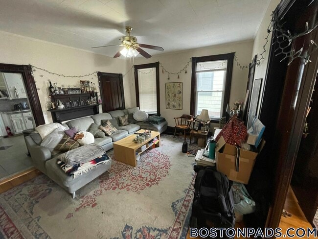 Photo - 74 Sharon St Apartment Unit hse