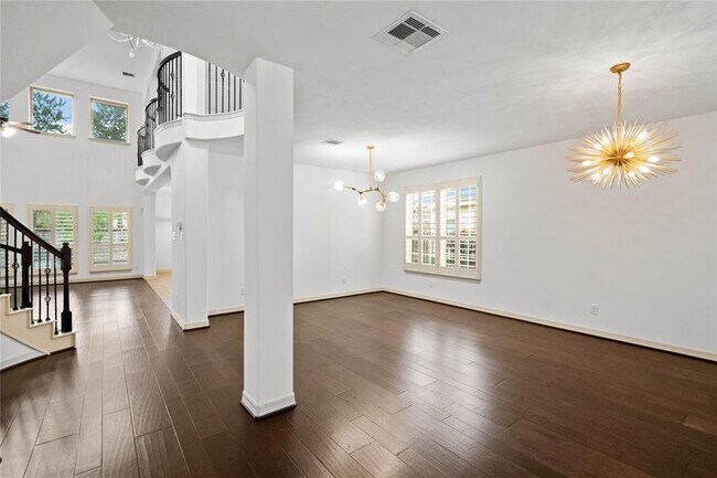 Photo - 142 Hearthshire Cir