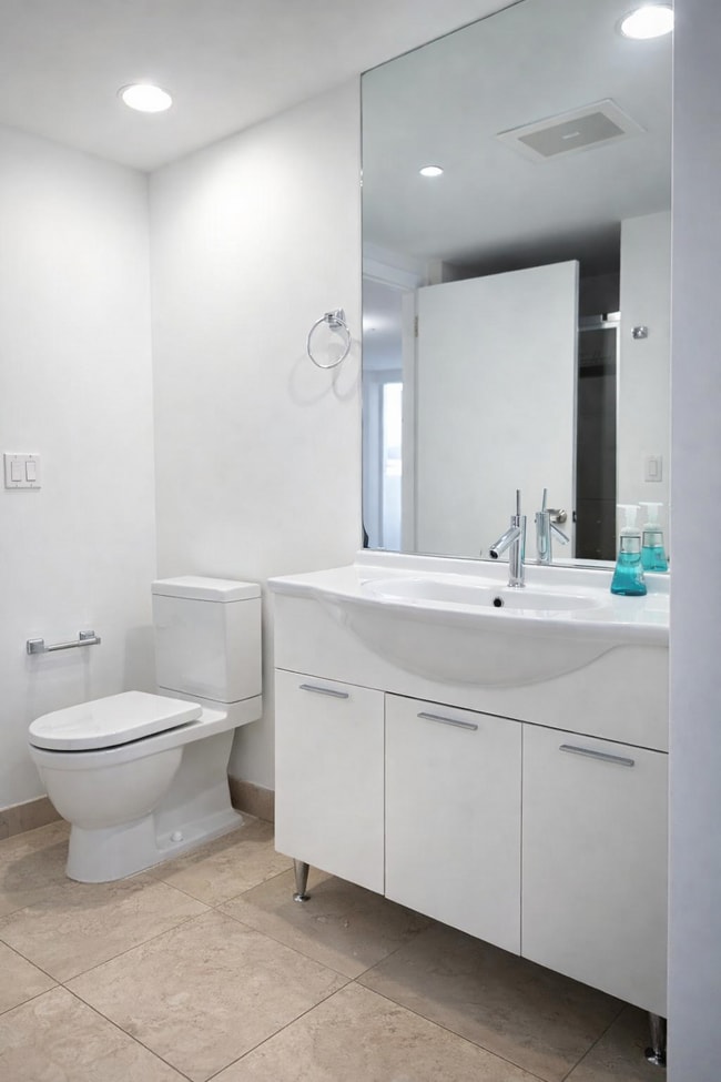Photo - 475 Brickell Ave Unit 3709
