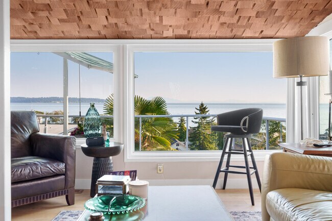 Photo - 14728 McDonald Ave Unit ID1294652P