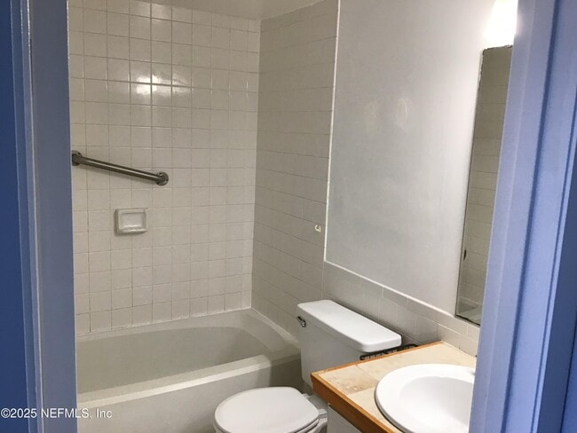 Photo - 4 Tarragona Ct