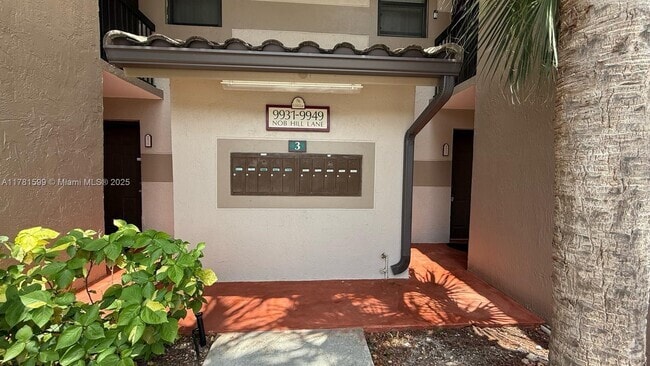 Building Photo - 9933 Nob Hill Ln Unit 9933 Rental