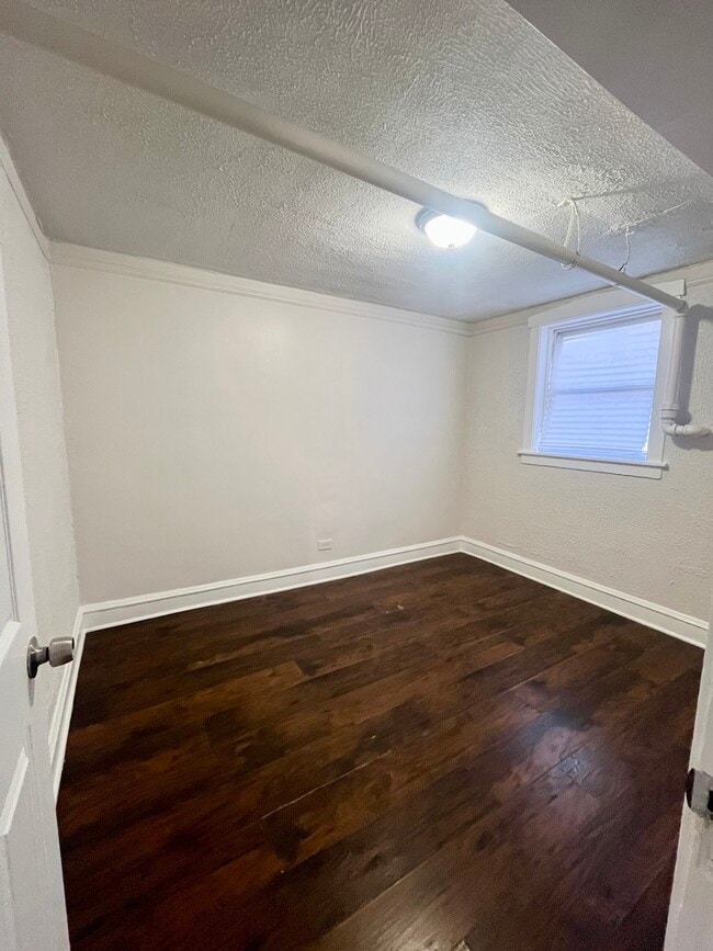 Photo - 3636 W Iowa St Unit BF