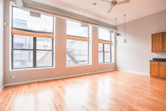 Photo - 1519 N Milwaukee Ave Unit 002R