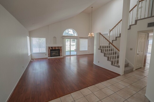 24921 Chicory Ct