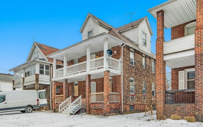 Photo - 15322 Yorick Ave