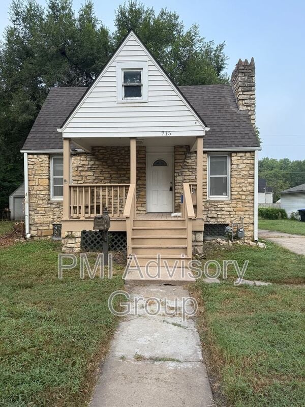 Building Photo - 715 SW Wayne Ave Rental