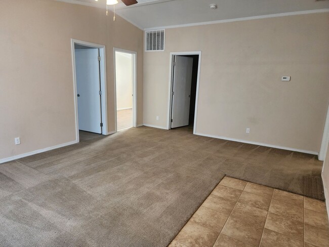 Photo - 313 E Lime St Unit B