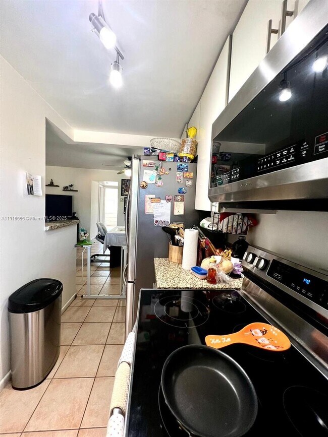 Photo - 270 Layne Blvd Unit 208