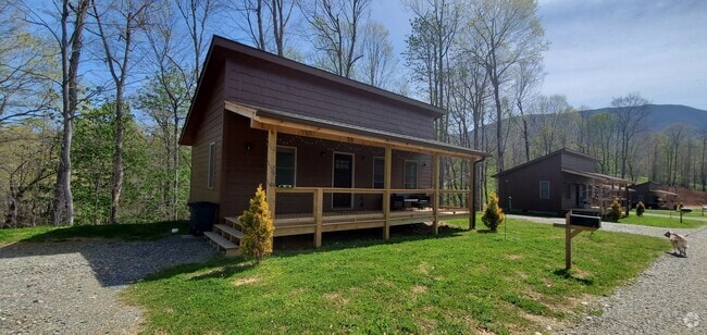 Building Photo - Beautiful 1bd Cabin In Trade, Tennessee Rental