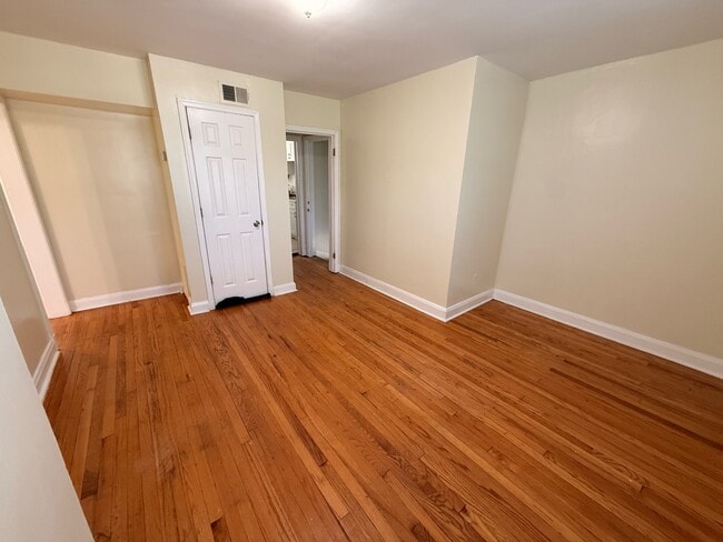 4333 Hamilton Ave