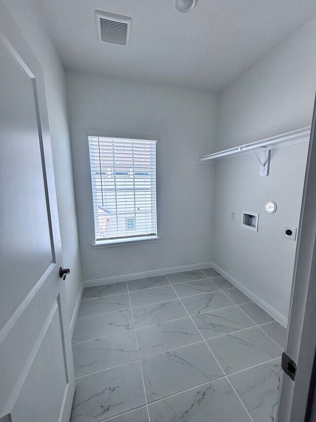 Photo - 14305 Port Jackson Dr