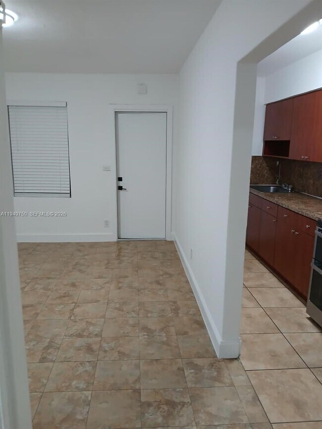 Photo - 505 NE 82nd St Unit 9