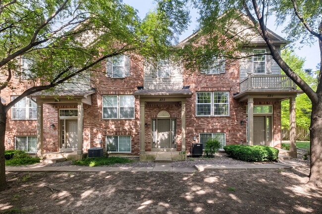 Building Photo - 113 Blackhawk Ct