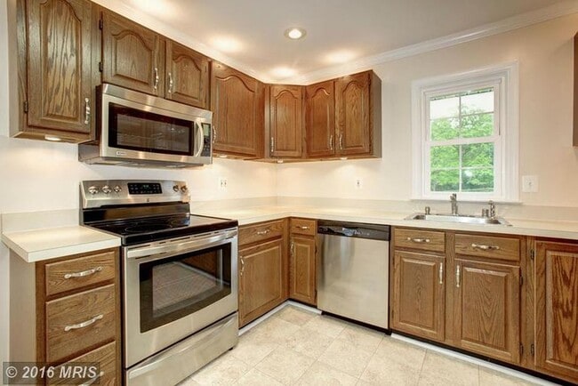 Photo - 7805 Howard St Unit BR#4