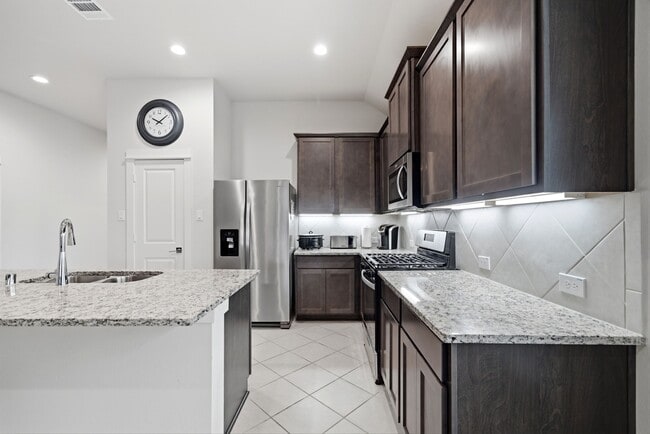 Photo - 2434 Abbot Brk Dr