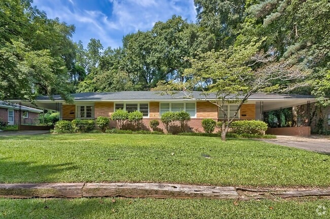 Building Photo - 201 Waccamaw Ave Unit 203 Rental