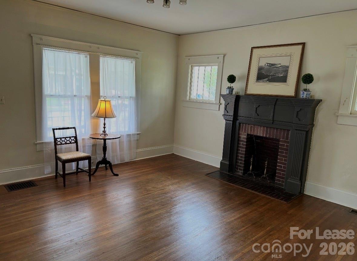 Photo - 1020 Richard St