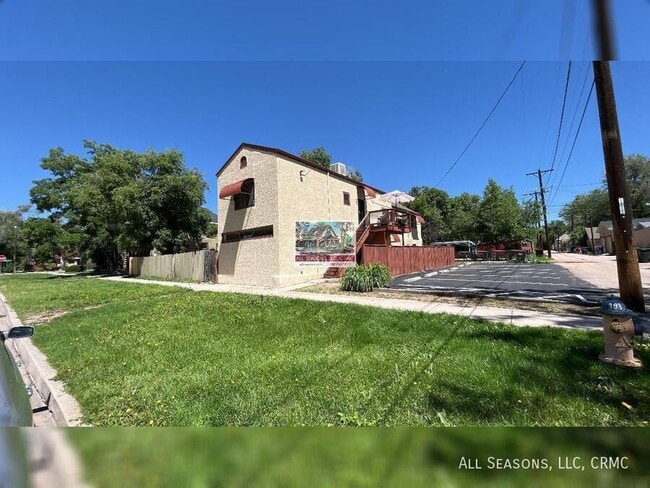 Building Photo - 410 E Dale St Unit A