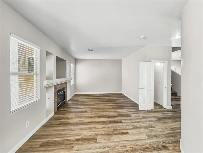 Photo - 1180 Antoinette St