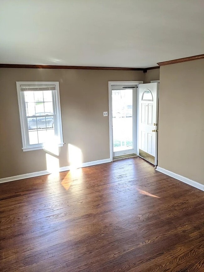 Photo - 1719 Shirley Ave
