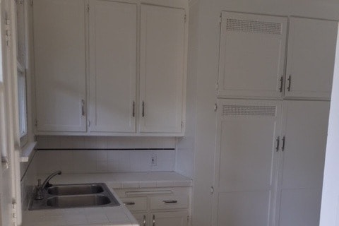 Kitchen - 1807 19th St Unit B