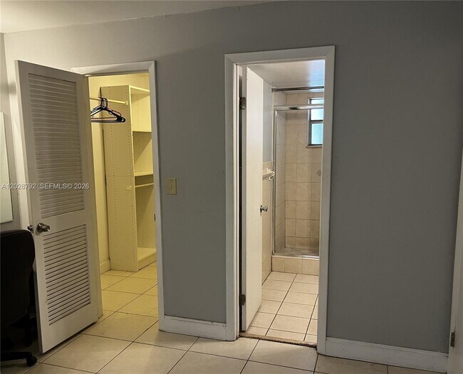 Photo - 7000 Nova Dr Unit 103E