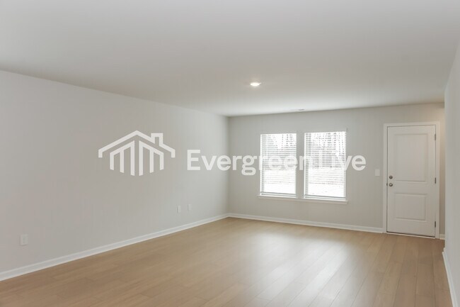 Photo - 22693 Dashwood Ln