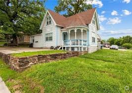 Building Photo - 805.5 N Leverett Ave Unit Studio Rental