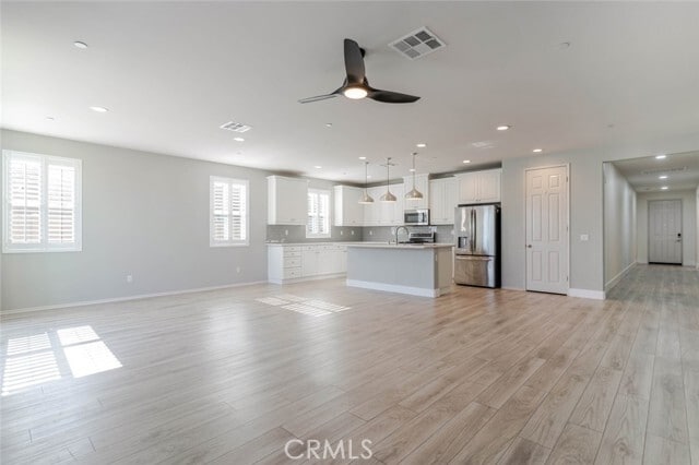 Photo - 44122 51st St W