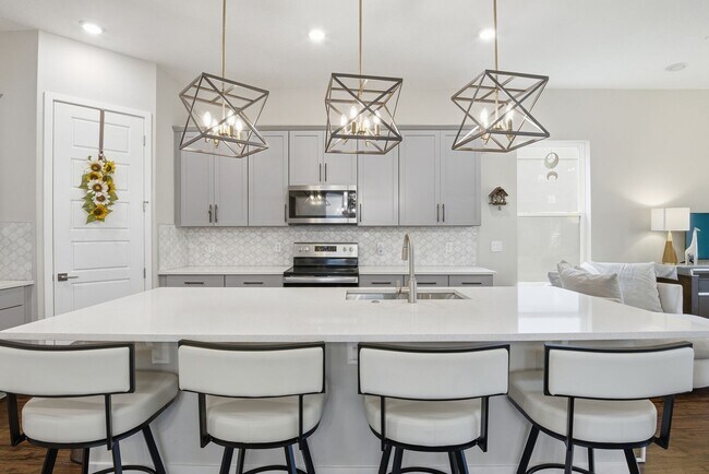 Photo - Stunning 3/2.5 Modern Home with Loft!