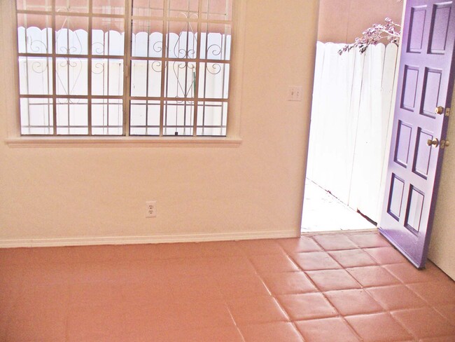 Main room facing patio - 626 Rose Ave Apartments