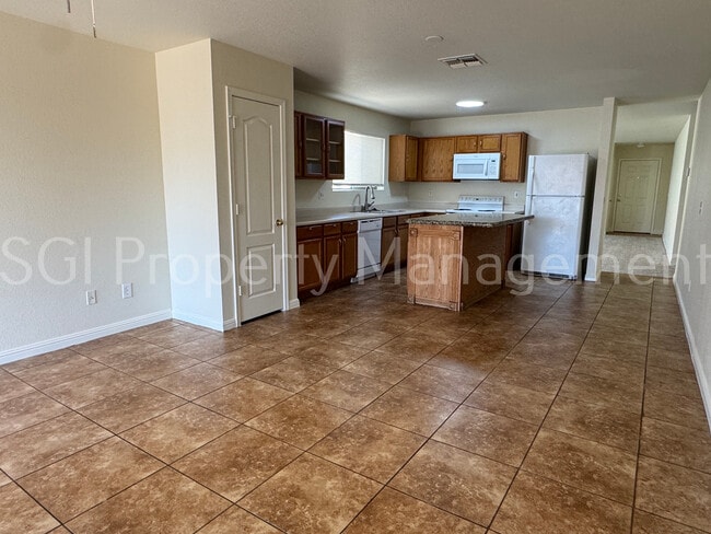 Photo - 2407 W Mobile Ln
