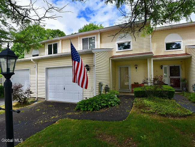 Photo - 5 Alydar Ct Townhome