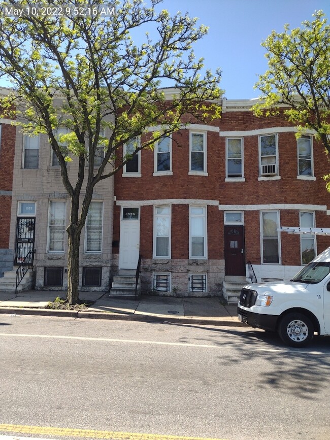 Building Photo - 1907 W Mulberry St Rental