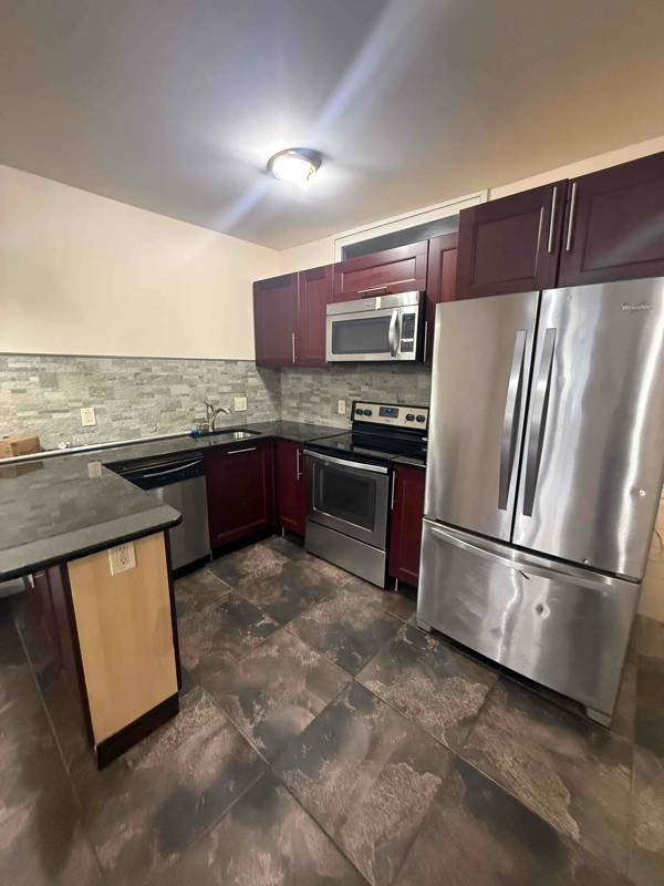 Building Photo - 1614 17th St SE Rental