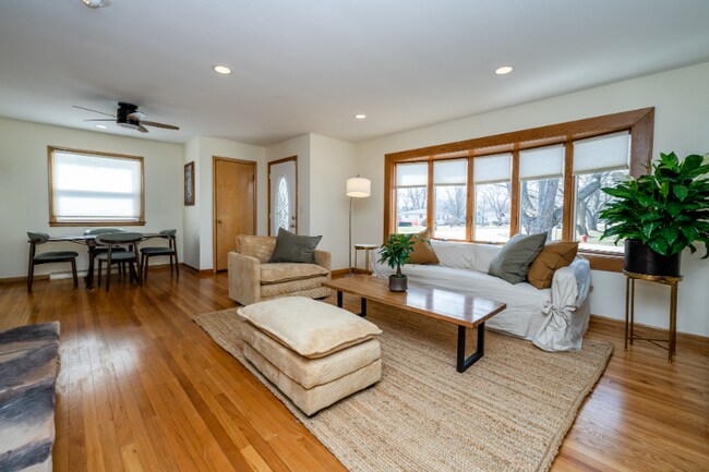 Photo - 2767 Oakwood Ln