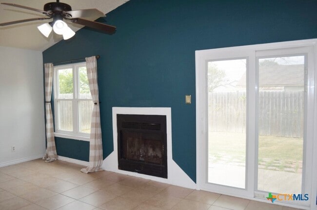 Photo - 2505 Hemlock Dr