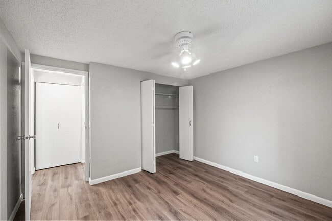 Garden Court Apartments