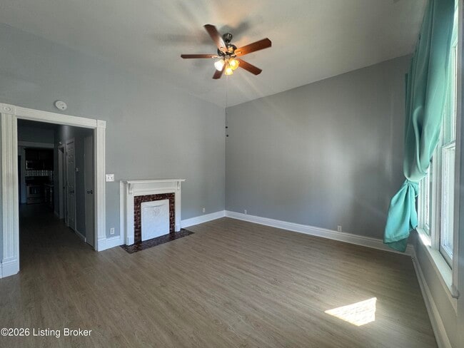 Photo - 125 N Jane St
