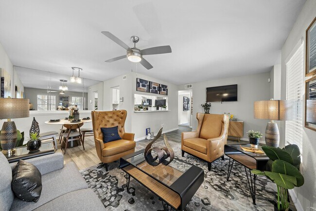 Photo - Unbeatable Location | Resort-Style Amenities! Unit EAC