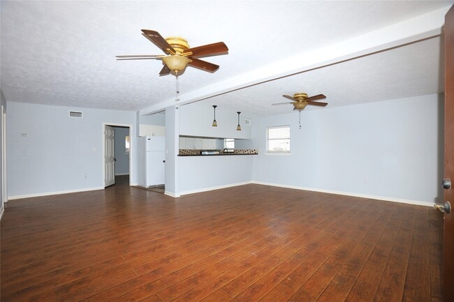 Photo - 24 Kingfish Ln