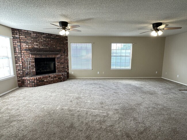 Photo - 2631 Sunset Dr